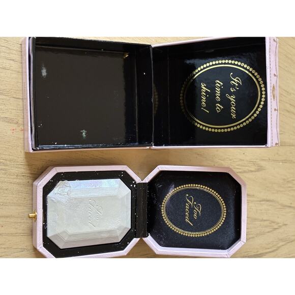 Two Faced Diamond Light Multi-Use Diamond Fire Highlighter 0.42 Oz - Picture 8 of 12
